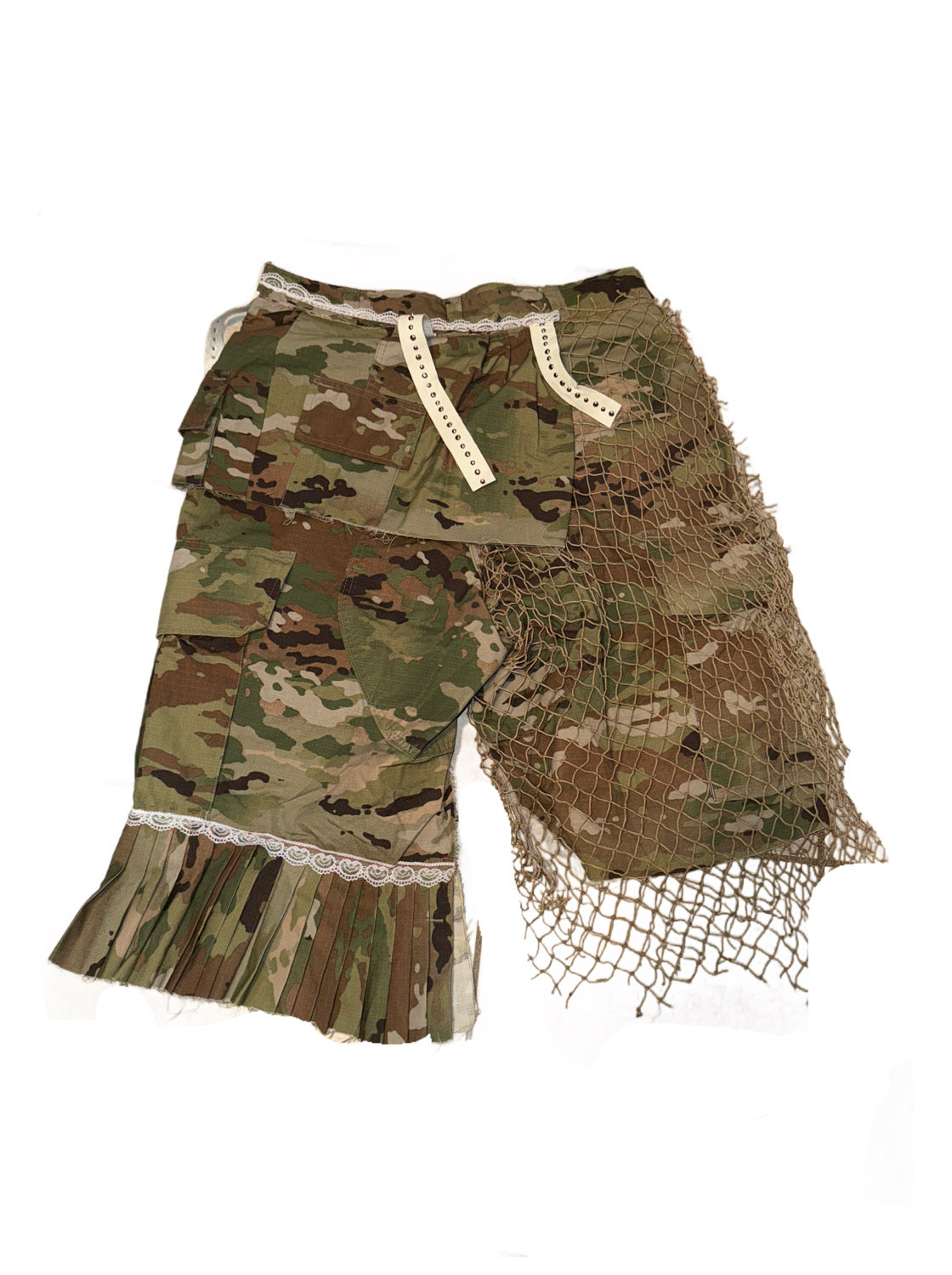 Pleated camo shorts
