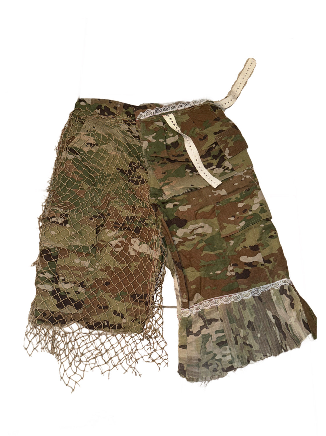 Pleated camo shorts